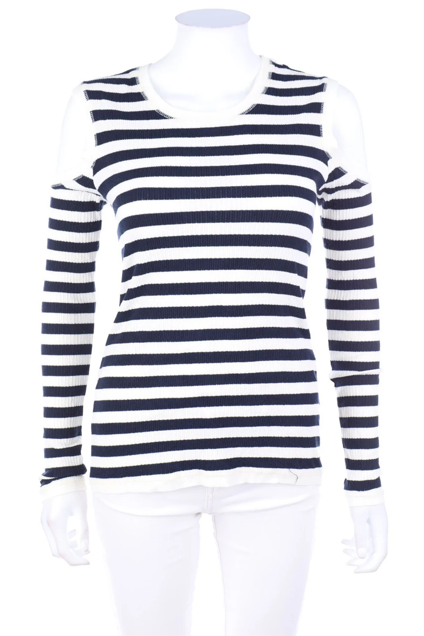 LE LIS BLANC 1 LE LIS BLANC